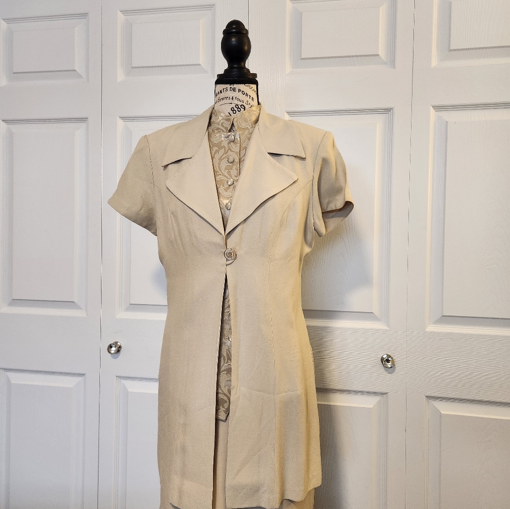 Be smart 3 piece suit size 11/12